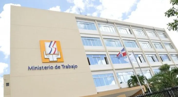 Prohíben a empresas revisar historial de crédito de solicitantes a empleos