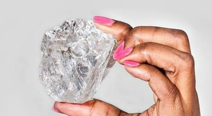 Encuentran el 2do diamante más grande en la historia