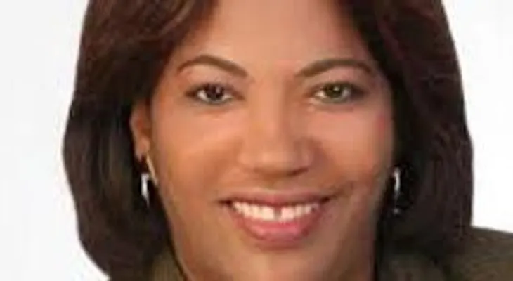 Mercedes Castillo: Importancia de la comunicación para dirigir la sociedad