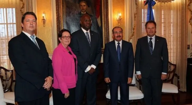 Presidente Medina recibe a gobernador de San Martín