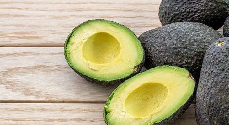 Cómo depurar el sistema linfático con un batido de aguacate