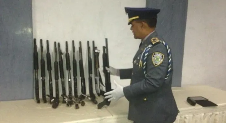 Ocupan arsenal de armas a empresa ilegal