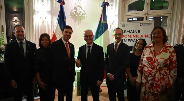 Roberto Ángel Salcedo encabeza la apertura de la Semana Dominicana en Francia