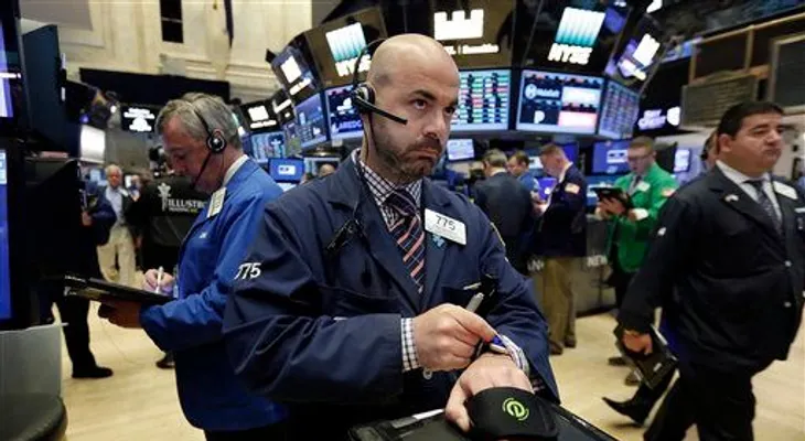 Wall Street cierra a la baja, afectada por empresas tecnológicas 