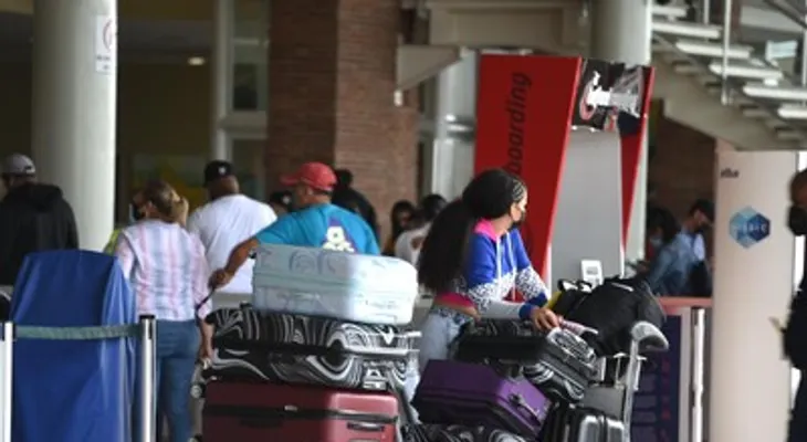 Precios de vuelos a República Dominicana se disparan para Navidad y Año Nuevo