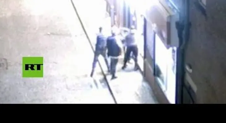 Actúe en defensa propia: Joven de 19 años mata de un solo golpe a un hombre