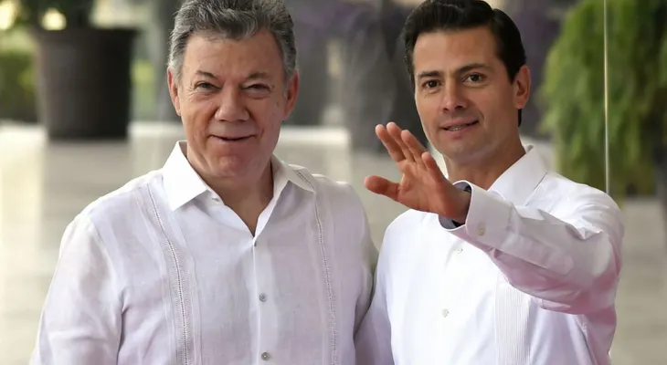 Cinco cosas en las que se parecen Juan Manuel Santos y Enrique Peña Nieto al salir del poder