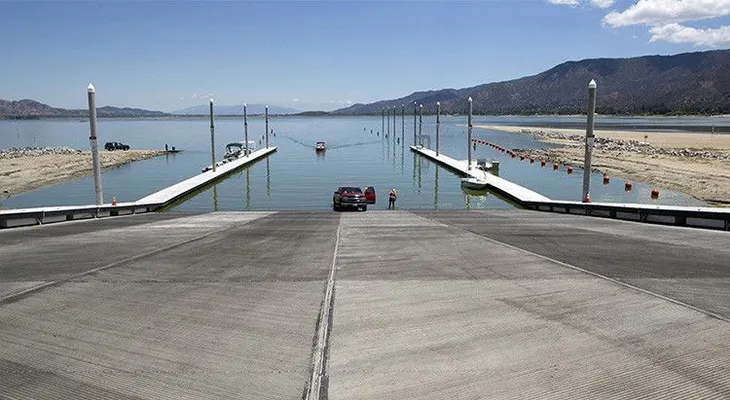 California: La inexplicable desaparición de un embalse en una sola noche (VIDEO)