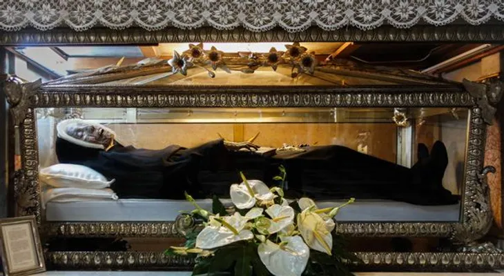 Misticismo en imágenes: los cadáveres incorruptos de la santidad católica