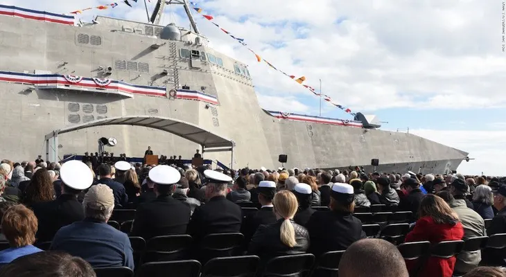 Nombre de un buque de la marina de Estados Unidos desata el enojo de activistas