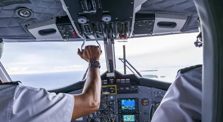 Estados Unidos enfrenta una grave escasez de pilotos de aerolíneas