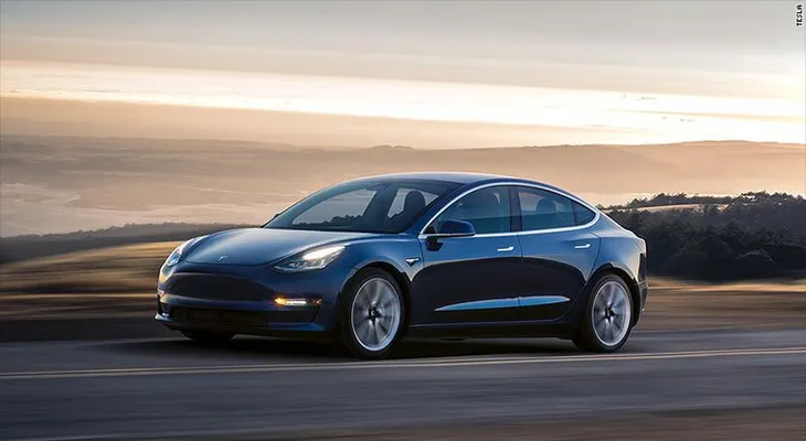 Esto es lo que obtienes al comprar un Tesla Model 3 de 35.000 dólares