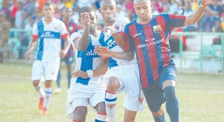 Barcelona toma el control de la LDF; Atlántico FC gana