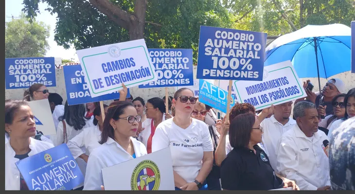 Mujeres activas CNUS apoyan lucha reivindicativa para trabajadores de la salud