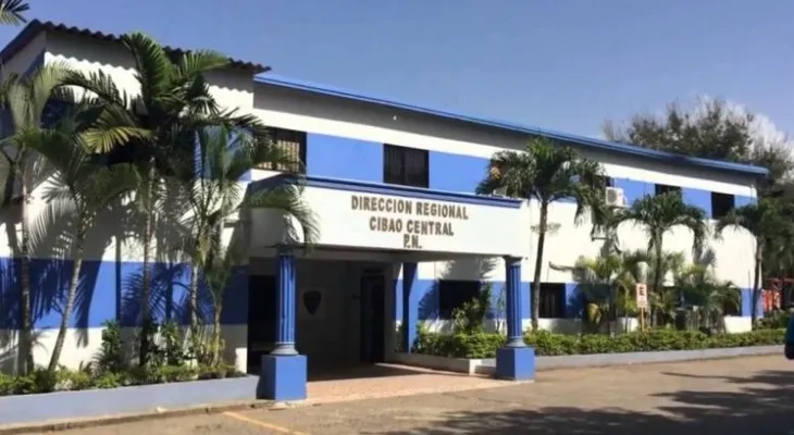 Policía captura dos individuos con 300 gramos de cocaína en La Vega