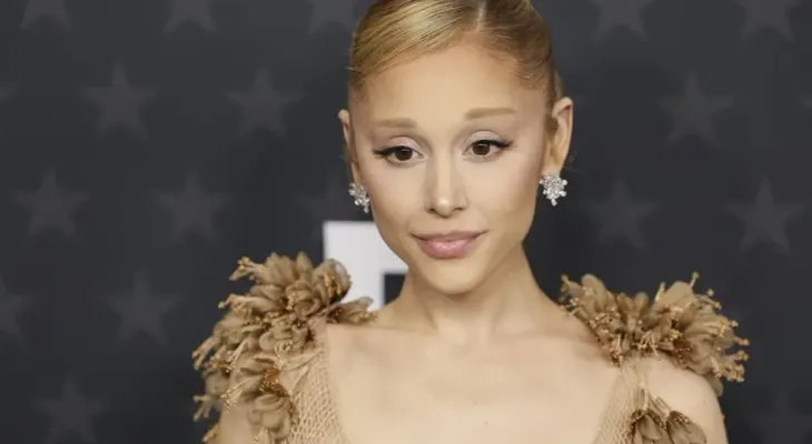 Ariana Grande pide a Trump que deje de usar su música en videos contra mujeres trans