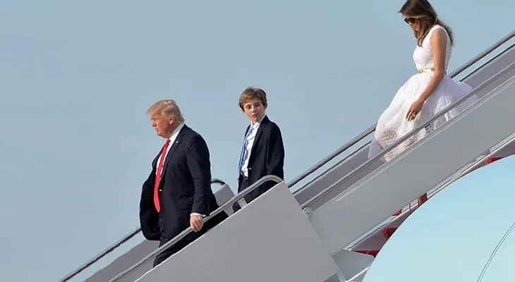 Una foto que revela una curiosa diferencia entre Trump y sus cinco predecesores