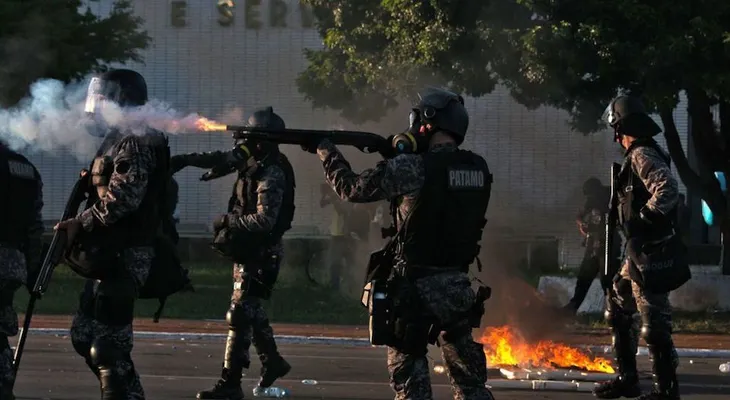 Brasil despliega al Ejército en la capital para contener las protestas