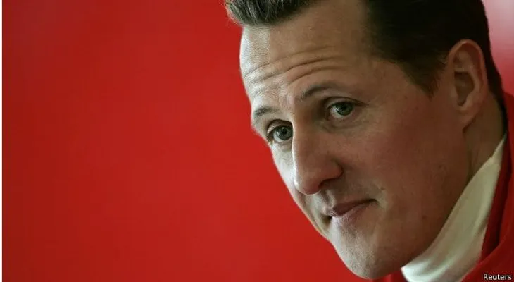 El excampeón de F1 Michael Schumacher salió del hospital.