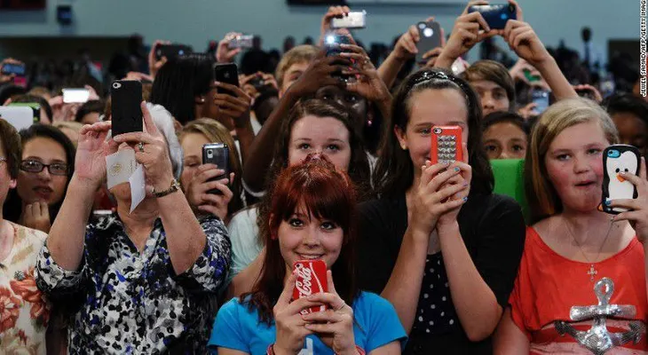 El 50% de los adolescentes dice que es adicto a su celular