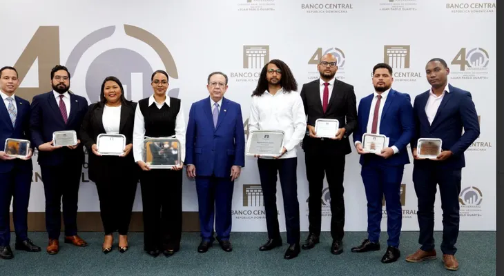 BCRD premia Concurso de Economía 2025
