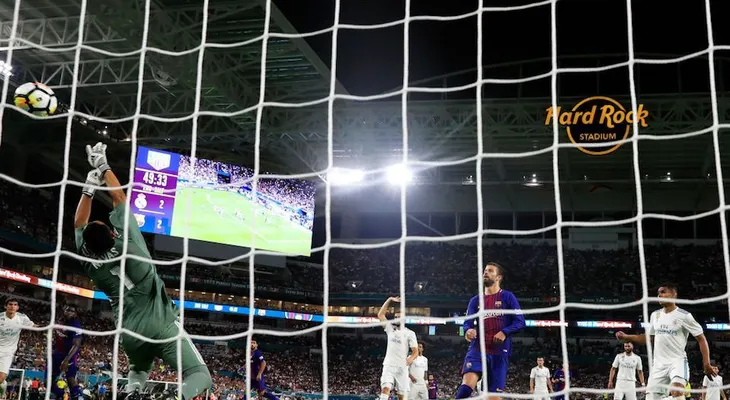 Cómo el posible traslado de un partido a Estados Unidos amenaza al fútbol español