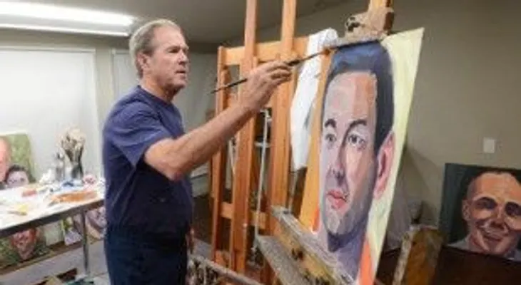 George W. Bush lanza libro con los retratos que él pintó de los veteranos que envió a luchar