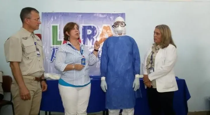 10 trajes de bioseguridad contra ébola llegan a Lara