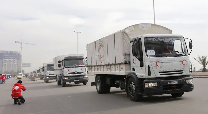 Llega la ayuda humanitaria a Madaya, Siria, donde sus habitantes mueren de hambre