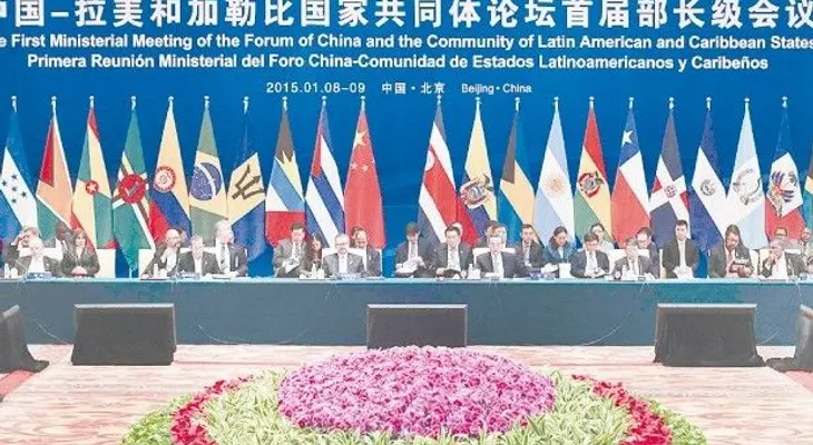 China recibe líderes latinoamericanos