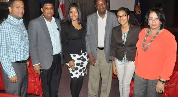Realizan en San Cristóbal Foro de Investigación Científica IEESL