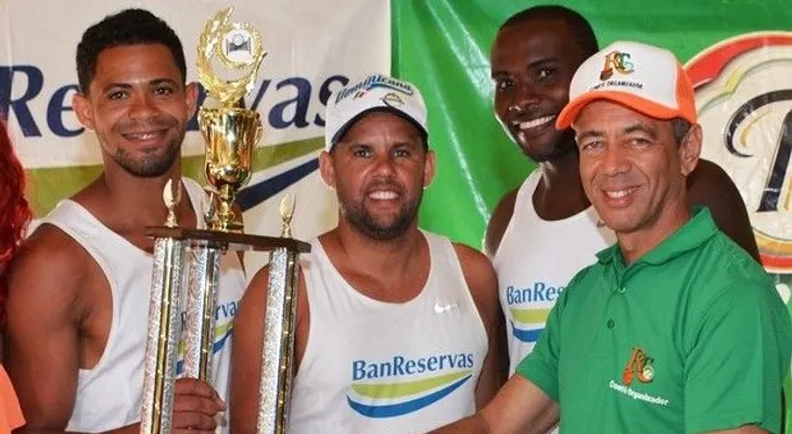 Banreservas gana voleibol playero Hato Mayor 2016