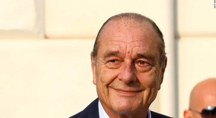 Hospitalizan al expresidente francés Jacques Chirac