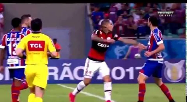 "Oscar" a la mejor sobreactuación en un campo de fútbol