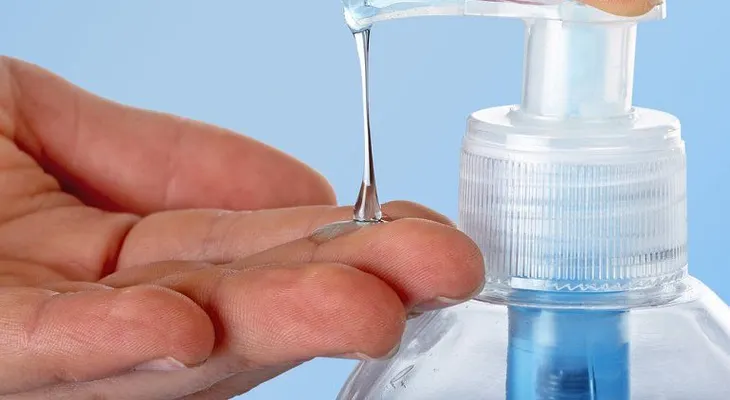 8 razones para dejar de usar gel antibacterial