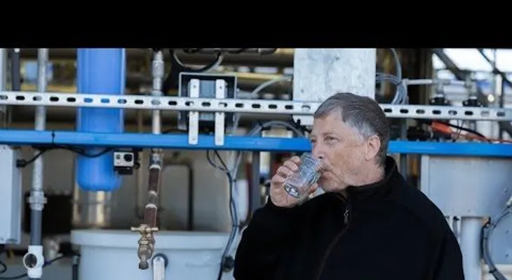 Una máquina convierte heces humanas en agua potable y energía (VIDEO)