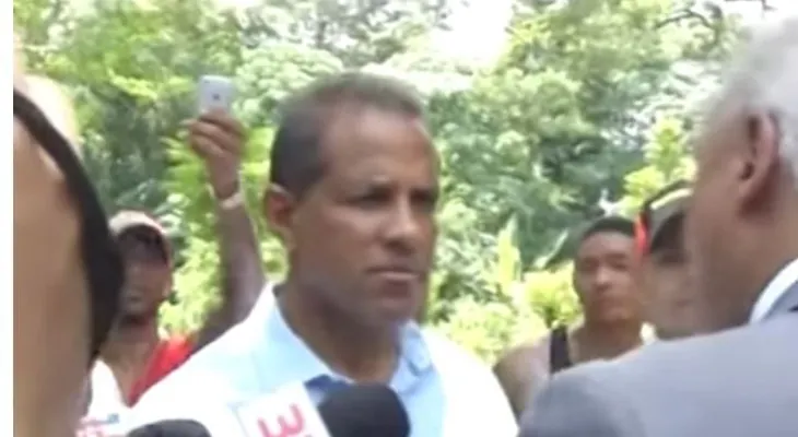 Familiares identificaron a Emely Peguero por un guillo y la blusa que tenía puesta
