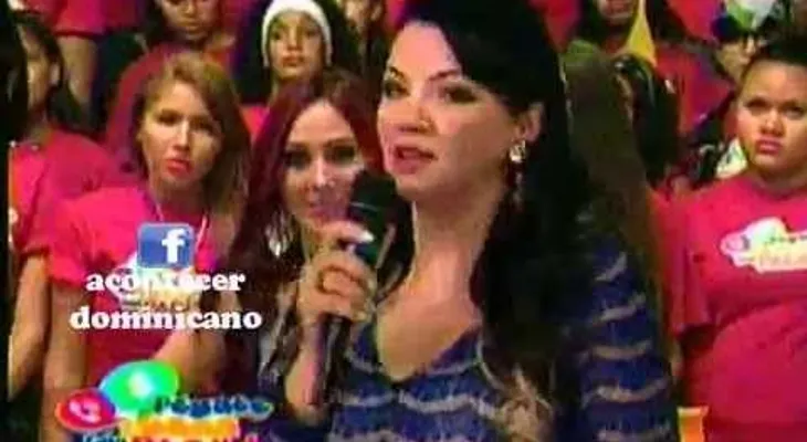 Presentadora confunde a María Diaz con la India Canela y le pregunta por el hijo que se mató