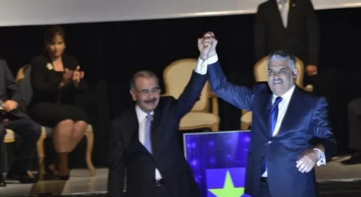 Medina y Miguel Vargas firman pacto de Acuerdo de Gobierno Compartido de Unidad Nacional