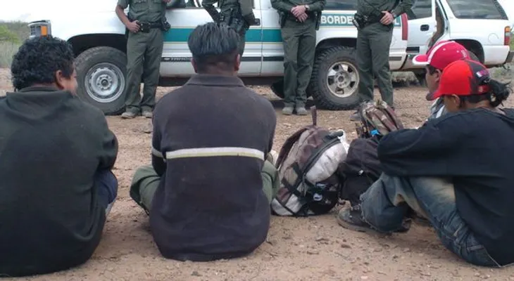 EE.UU. se enfrenta a crisis humanitaria ante llegada de niños indocumentados