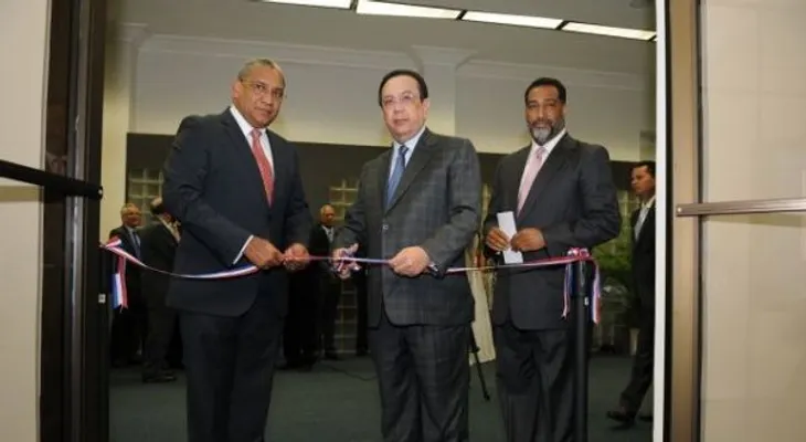 Banco Central deja abierta exposición conmemorativa del 151 aniversario de la Restauración