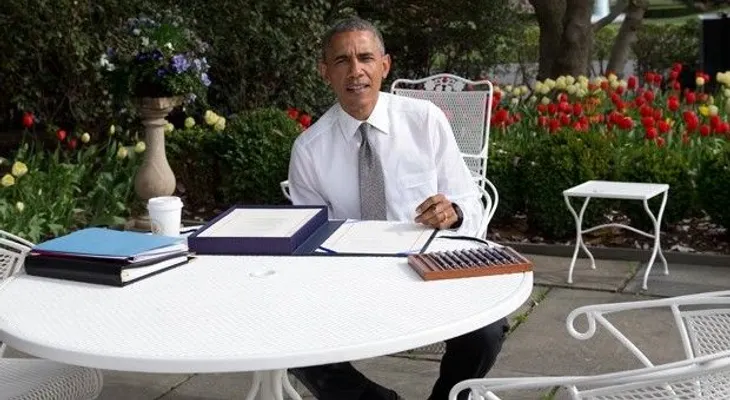 Obama firma ley de pagos del Medicare