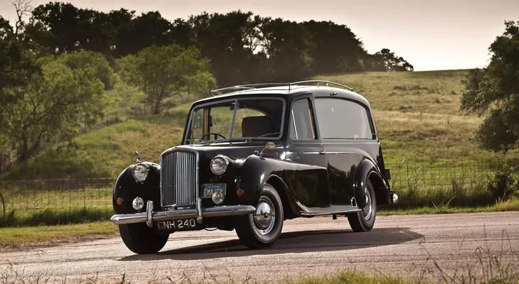 A subasta el coche utilizado por John Lennon para promocionar “Imagine”