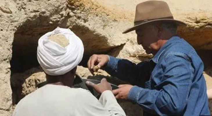 Arqueólogos encuentran antigua tumba en Egipto