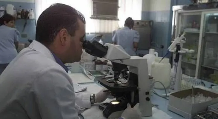 Laboratorios clínicos piden aumento de tarifas
