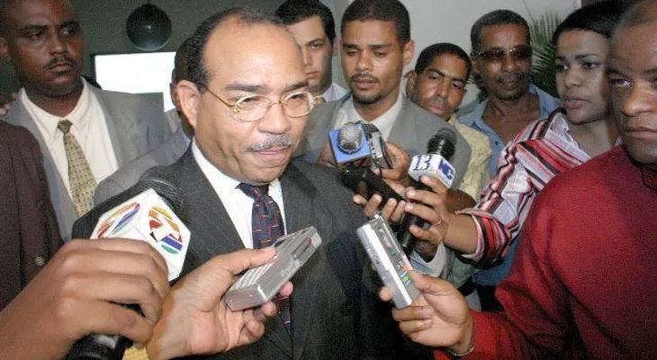 Exprocurador Céspedes Martínez: Salvador Holguín no ha difamado a Yomaira Medina