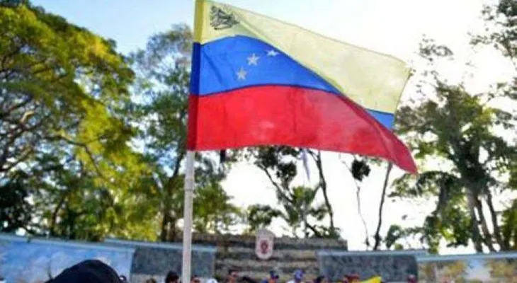 Benefician venezolanos con más tiempo para quedarse en República Dominicana 