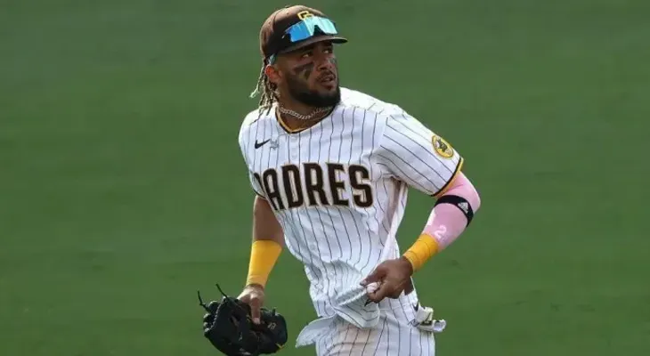 Tatis Jr. vuelve al terreno de juego tras lesión y suspensión