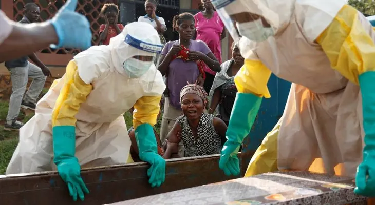 Más de 1.300 muertes por ébola en Congo y casos pueden superar la cifra oficial