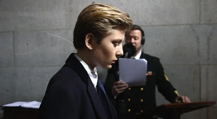 Linchan en las redes a una guionista de un popular "show" por un tuit sobre el hijo de Trump